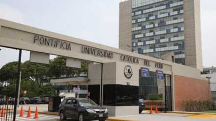 Pontificia Universidad Católica del Perú